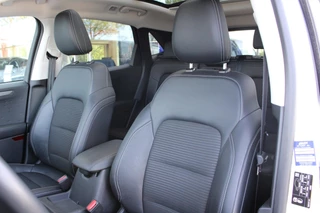 Ford Kuga Ford Kuga 2.5 PHEV Titanium X | Panoramadak | Adaptive cruise control | Winter Pack | Elektrische achterklep | Half leder | Bang&Olufsen - afbeelding nr 10