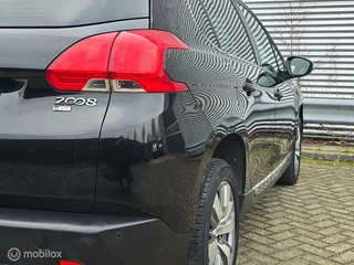 Peugeot 2008 Peugeot 2008 1.2 PureTech Allure |Pano| Navi |Airco - afbeelding nr 31