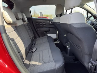 Citroën C3 Citroen C3 1.2 PureTech Shine 1e Eigenaar,Camera,Trekhaak,Navi,Clima,Cruise,Pdc,Lmv,N.A.P,Weinig Km,Apk tot 11-2025 - afbeelding nr 8