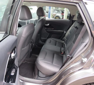Kia Niro Kia Niro 1.6 GDi PHEV NAVI / CAMERA / ADAP. CRUISE / AFN. TREKHAAK - afbeelding nr 12
