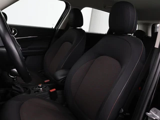 MINI Countryman Mini Mini Countryman 2.0 Cooper S E ALL4 Pepper | Climate control |  Navigatie | PHEV | Park assist | Elektrische achterklep | Bleutooth - afbeelding nr 5