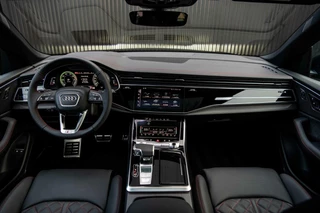 Audi Q8 Audi Q8 60 TFSI e Competition | Nieuw | Facelift | Alle opties | Vierwielbesturing | Pano | B&O | Massage | Trekhaak | 23 inch | - afbeelding nr 17