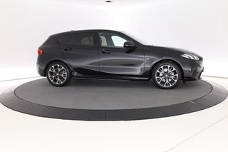 BMW 1 Serie BMW 1-serie 120 M Sport Pakket | (short)lease v.a. €675 ex! - afbeelding nr 15