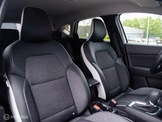 Renault Captur Renault Captur 1.3 mild hybrid 140PK/Automaat/Trekhaak - afbeelding nr 27