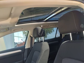 Volkswagen Passat Volkswagen Passat Variant 1.4 TSI Connected S. - afbeelding nr 23