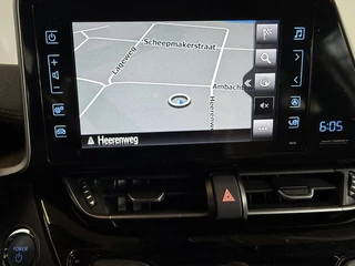 Toyota C-HR Toyota C-HR 1.8 Hybrid Bi-Tone | Navi | Dodehoek detectie - afbeelding nr 13