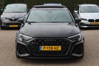 Audi RS3 Audi RS3 Limousine 2.5 TFSI quattro / Verlengd Garantie / Milltek / Keramisch / Panoramadak / Camera / Head-up / B&O / Matrix LED / ACC / Leder - afbeelding nr 8