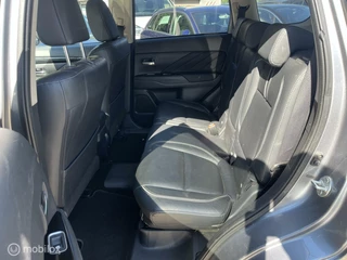 Mitsubishi Outlander Mitsubishi Outlander 2.0 PHEV instyle+Dealer onderhouden - afbeelding nr 27