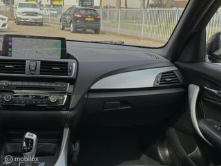 BMW 1 Serie BMW 1-serie 118i M Sport|PANO|CARPLAY|TREKHAAK| - afbeelding nr 15