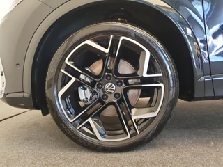 Volkswagen Tiguan Volkswagen Tiguan 1.5 eHybrid 272pk DSG/AUT R-Line Edition Leder, Wegklapbare trekhaak, Panoramadak - afbeelding nr 16