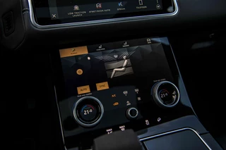 Land Rover Range Rover Velar Land Rover Range Rover Velar 2.0 P400e SE Hybride | Panodak | Massage | Meridian 3D | Trekhaak | 20 inch | - afbeelding nr 47