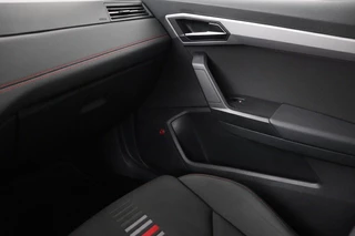 SEAT Ibiza SEAT Ibiza 1.0 TSI FR Intens | Stoelverwarming |  Adaptive cruise | BEATS Pack | Full LED | Carplay | DAB | Camera | Climate control - afbeelding nr 21