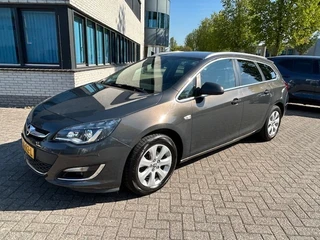 Opel Astra Sports Tourer 1.4 Turbo Sport + NAVI CRUISE CLIMA XENON.