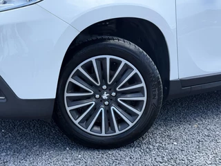 Peugeot 2008 Peugeot 2008 1.2 PureTech Active Automaat,2e Eigenaar,Pano,Navi,Dealer Onderhouden,Airco,Cruise,Extra Set winter,Apk tot 06-2026 - afbeelding nr 26