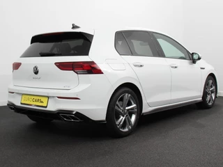 Volkswagen Golf Volkswagen Golf 1.5 eTSI 150pk DSG R-Line | Panorama dak | Navigatie | Apple Carplay/Android Auto | Climate Control | Camera | Dab | Extra Getint Glas | Adaptive Cruise Control | Virtual Cockpit | Lichtmetalen Velgen - afbeelding nr 6