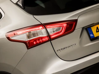 Nissan QASHQAI (NAVIGATIE, CLIMATE, 360 CAMERA, GETINT GLAS, TREKHAAK, SPORTSTOELEN, PARKEERSENSOREN, CRUISE, NIEUWE APK, NIEUWSTAAT) - afbeelding nr 22