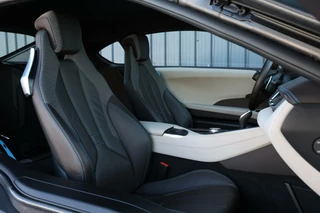 BMW i8 BMW i8 1.5 Hybrid 362PK|NL-auto|Head-up|Harman Kardon|Leder - afbeelding nr 14