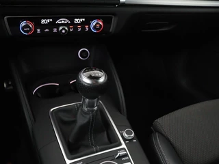 Audi A3 Audi A3 1.0 TFSI Sport S Line Edition | Full LED |  Sportstoelen | Navigatie | Climate control | Parkeerhulp | Cruise control - afbeelding nr 12