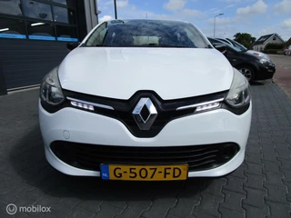 Renault Clio Renault Clio 1.2 16V 5drs 105dkm Airco Cruise Navigatie Bluetooth - afbeelding nr 6