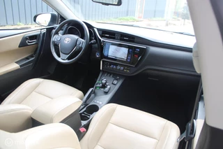 Toyota Auris Toyota Auris Touring Sports 1.8 Hybrid Lease pro | Beige Leer | Panoramadak | Full Led | Parkeersensoren. - afbeelding nr 25