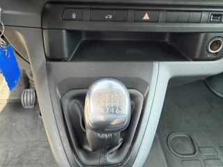 Opel Vivaro Opel Vivaro 2.0 CDTI 150PK EURO6 L3H1 Achteruitrijcamera/Trekhaak/navigatie systeem/cruise control - afbeelding nr 34