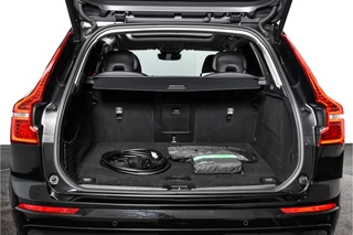 Volvo XC60 | S/K-Panodak | Dig. Cockpit | Adapt. Cruise | Memory Stoelen | Elek. Klep | Stoel-+stuurverw. | Camera | NAV+App. Connect | LM 19