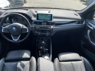BMW X1 BMW X1 sDrive20i High Executive / Trekhaak / Head-up / Leder / Navigatie / 18'' / Parkeerhulp V+A / Keyless / Sportstoelen / Stoelverwarming / Cruise Control - afbeelding nr 2