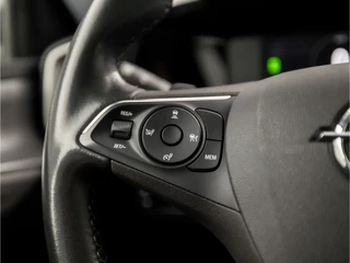 Opel Mokka Opel Mokka 1.2 Turbo Sport Automaat (APPLE CARPLAY, VIRTUAL COCKPIT, GROOT NAVI, STOELVERWARMING, SPORTSTOELEN, ADAPTIVE CRUISE, 360 CAMERA, KEYLESS, LED KOPLAMPEN, NIEUWSTAAT) - afbeelding nr 19