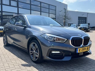 BMW 1 Serie Navi Live Cockpit Prof Carplay Dab Sportstoelen Clima + Cruise Control Parkeersensoren v+a Shadow Line 17 Inch Velgen NL Auto - afbeelding nr 7