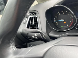 Ford C-MAX Ford C-Max 1.0 Ecoboost Titanium 125pk Stoelverwarming | Navigatie | Cruise control | Climate control | Voorruit verwarming - afbeelding nr 13