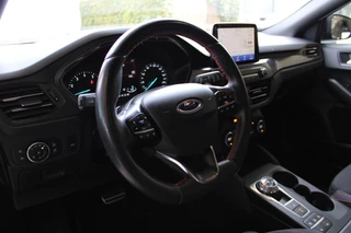 Ford Focus Ford Focus Wagon 1.5 EcoBoost ST Line Business | Trekhaak | Camera | Winterpack - afbeelding nr 4