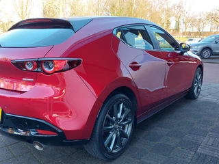 Mazda 3 2.0 e-SkyActiv-X M Hybrid 180pk Comfort | BOSE Sound | Navi | Apple Carplay+Android Auto | Clima | Adap. Cruise | Head-Up | Keyless Entry | Pdc V+A+Camera | Stuur+Stoelverwarming | 18''lm - afbeelding nr 47