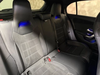 Mercedes-Benz A-Klasse Mercedes-Benz A-klasse 200 d Amg pakket l Night pakket l Sfeer verlichting l Camera l 19 Inch - afbeelding nr 14