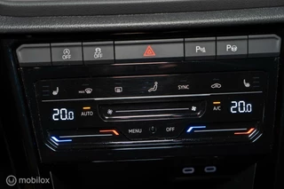 Volkswagen T-Roc Volkswagen T-Roc 2.0 TSI 4Motion R|PANO|AKRA|IQ|CAMERA|ACC - afbeelding nr 31