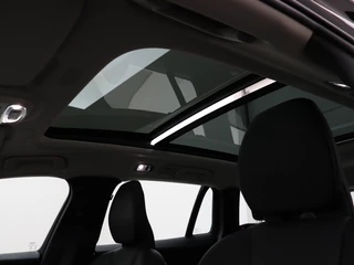 Volvo V60 Volvo V60 B3 AUT(8) INSCRIPTION SCHUIFDAK HARMAN KARDON ACC BLIS TREKHAAK - afbeelding nr 14