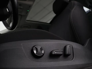 Škoda Superb Skoda Superb 1.4 TSI iV Business Edition Plus | Panoramadak |  Stoel & stuurverwarming | Adaptive cruise | Virtual Cockpit | Canton Sound | Memory | Carplay | Achterbankverwarming | Navigatie - afbeelding nr 6