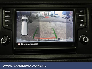 Volkswagen Crafter Volkswagen Crafter 2.0 TDI 141pk L3H2 L2H1 Euro6 Airco | Camera | Navigatie | Apple Carplay | Adaptieve Cruisecontrol Android Auto, Parkeersensoren, Stoelverwarming, Bijrijdersbank - afbeelding nr 4