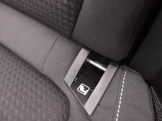 Ford Focus TREKHAAK / CARPLAY / NAVI / AIRCO / PDC / BLUETOOTH / CRUISE / NL-AUTO - afbeelding nr 41