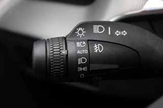 Volvo XC60 Volvo XC60 2.0 T8 Plug-in hybrid AWD Plus Dark | Luchtvering | 360 | H&K | Trekhaak - afbeelding nr 44