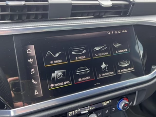 Audi Q3 Audi Q3 35 TFSI S edition Automaat Navi 20