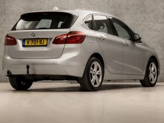 BMW 2 Serie BMW 2 Serie Active Tourer 218i High Executive Sportline (PANORAMADAK, DEALER ONDERHOUDEN, NAVIGATIE, CAMERA, STOELVERWARMING, SPORTSTOELEN, CRUISE, TREKHAAK, PARKEERSENSOREN, NIEUWE APK, NIEUWSTAAT) - afbeelding nr 5