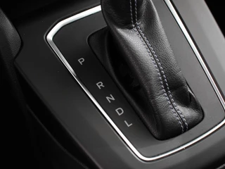 Ford Focus Ford Focus 1.0 EcoBoost 155pk Hybrid Automaat Active X | Navigatie | Climate Control | Camera | Parkeer sensoren | B&O | Dab | Led | Lichtmetalen velgen - afbeelding nr 19