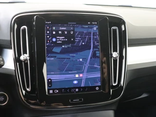 Volvo XC40 Volvo XC40 B4 Plus Dark | Trekhaak | Dodehoekdetectie | Achteruitrijcamera - afbeelding nr 25