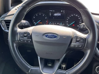 Ford Fiesta Ford Fiesta 1.0 EcoBoost ST-Line 100PK Navi Climate Voorruit Verwarming Parkeersensoren Achter Blind-Spot Carplay Privacy Glass 17'' Inch Velgen *Sportief* - afbeelding nr 14