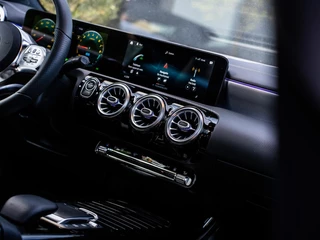 Mercedes-Benz CLA Mercedes CLA-klasse 250e AMG|PANO|CAMERA|ACC|SFEERV.|19'' - afbeelding nr 30