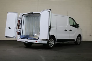 Renault Trafic Renault Trafic 2.0 dCi 120pk L1 H1 Koelwagen Dag en Nacht Airco Navigatie Trekhaak - afbeelding nr 8