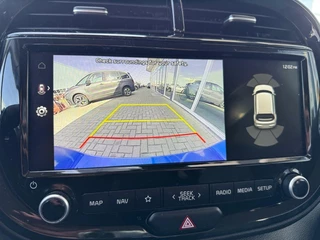 Kia e-Soul Kia e-Soul ExecutiveLine 64 kWh | Adaptive Cruise Control | Head-up Display | Achteruitrijcamera | Navi | Lederen Bekleding | Stoelverwarming/Ventilatie | Climate Control | Harman Kardon | - afbeelding nr 24