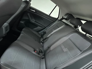 Volkswagen T-Cross Volkswagen T-Cross 1.0 TSI LIFE EXECUTIVE BLACKLINE - afbeelding nr 27