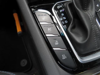 Hyundai IONIQ Hyundai IONIQ 1.6 GDI PHEV Premium Leder Open Dak Trekhaak 2019 - afbeelding nr 32