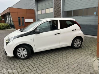 Toyota Aygo Toyota Aygo 1.0 VVT-i x-fun - afbeelding nr 7